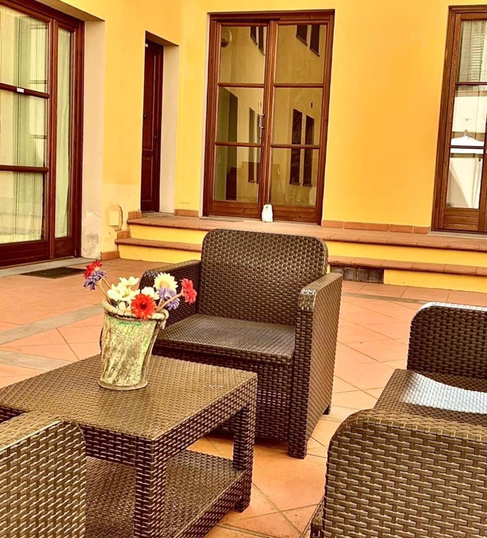 Pensión Cozy With Ensuite & Outdoor Space Florencia